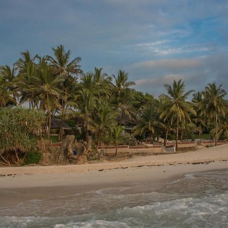 Baobab Sea Lodge Kilifi Buitenkant foto