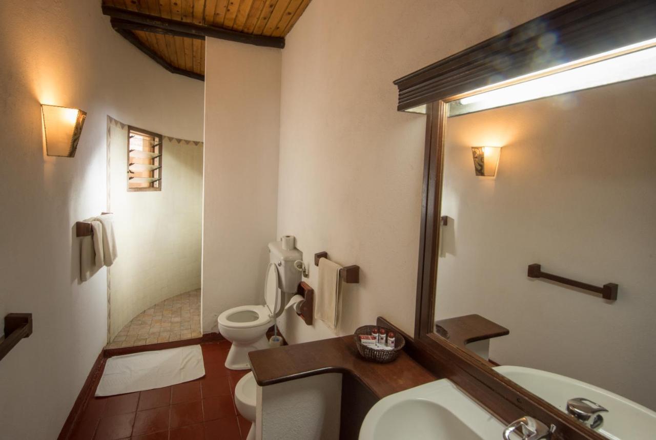 Baobab Sea Lodge Kilifi Buitenkant foto