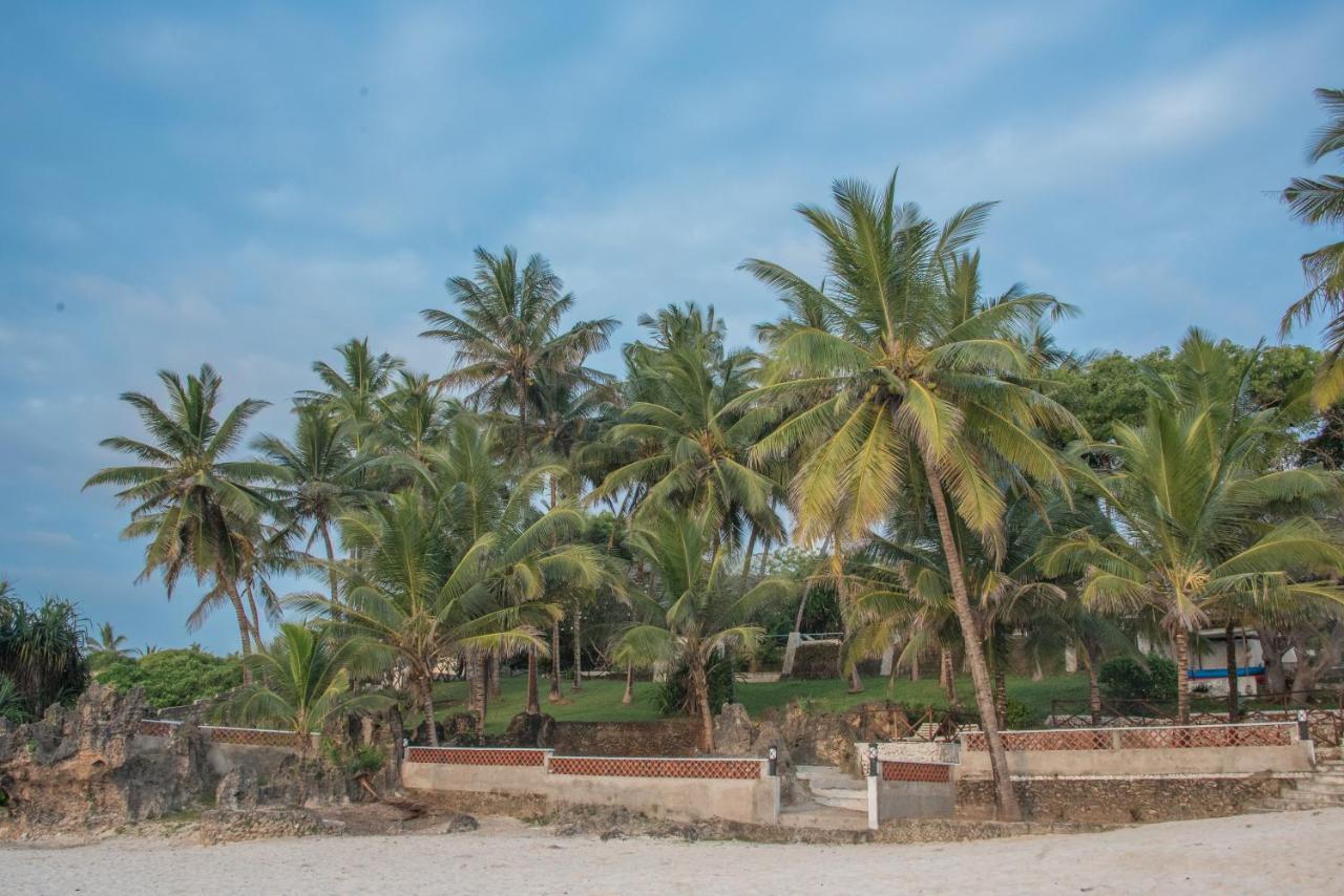 Baobab Sea Lodge Kilifi Buitenkant foto