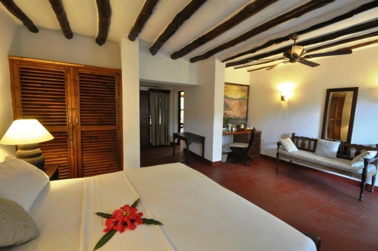 Baobab Sea Lodge Kilifi Buitenkant foto