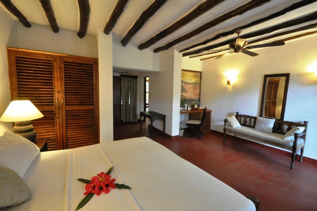 Baobab Sea Lodge Kilifi Buitenkant foto