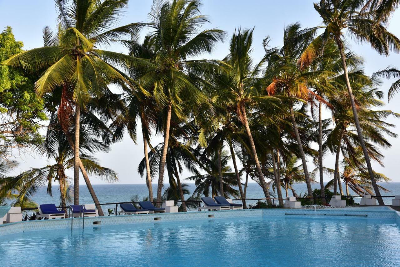 Baobab Sea Lodge Kilifi Buitenkant foto